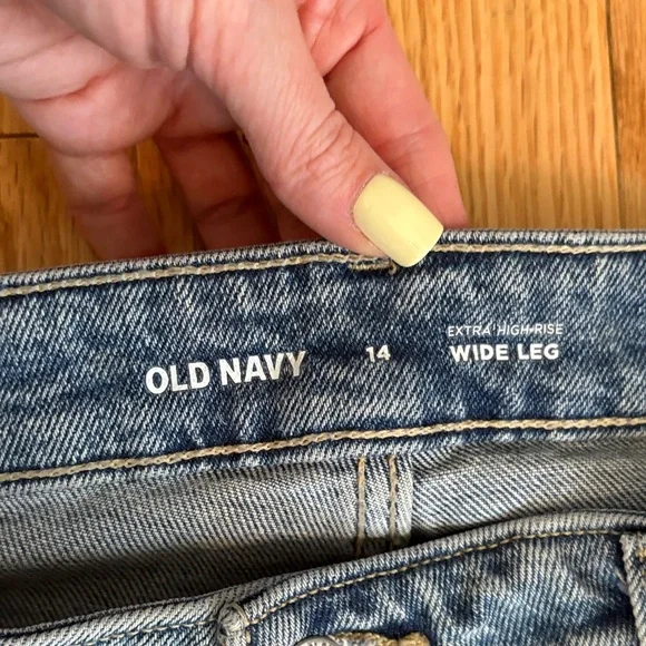 Old Navy Light Blue Women's Flare Jeans - Picture 2 of 3